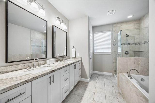 872 Wakefield Drive C, Houston, TX 77018