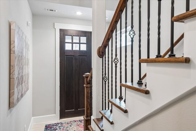 872 Wakefield Drive C, Houston, TX 77018