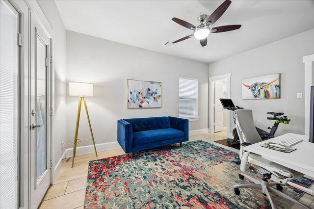 872 Wakefield Drive C, Houston, TX 77018