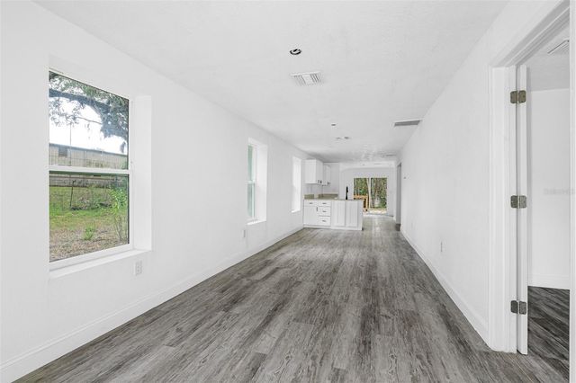 314 HENDRICKS AVENUE, Brooksville, FL 34601