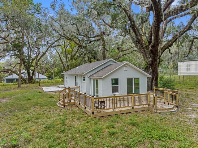 314 HENDRICKS AVENUE, Brooksville, FL 34601