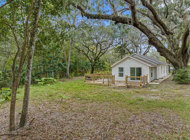 314 HENDRICKS AVENUE, Brooksville, FL 34601