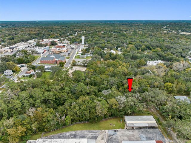 314 HENDRICKS AVENUE, Brooksville, FL 34601