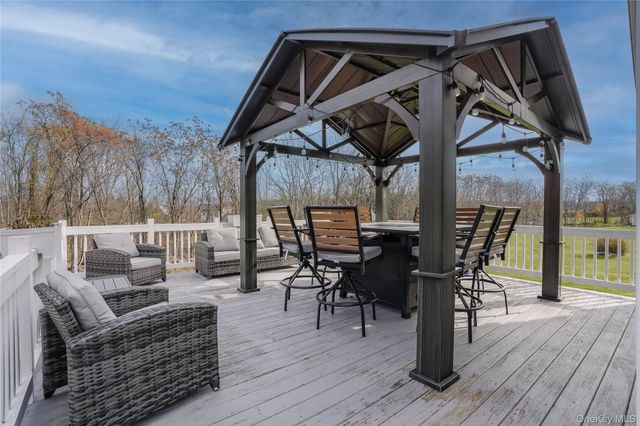 2478 Mt Hope Road, Middletown, NY 10940