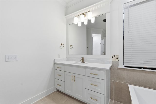 6406 S 62nd Street, Rogers, AR 72758