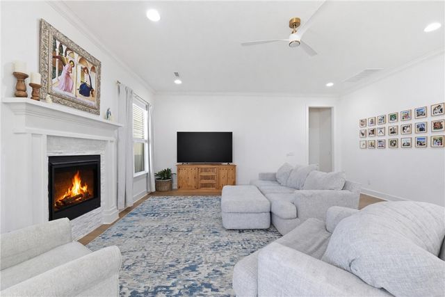 6406 S 62nd Street, Rogers, AR 72758