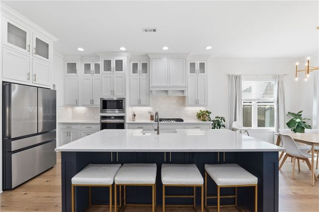 6406 S 62nd Street, Rogers, AR 72758