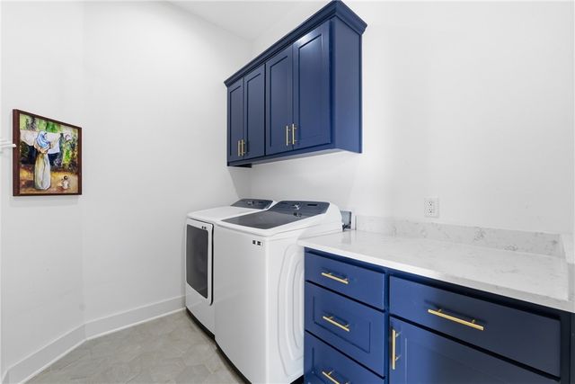 6406 S 62nd Street, Rogers, AR 72758