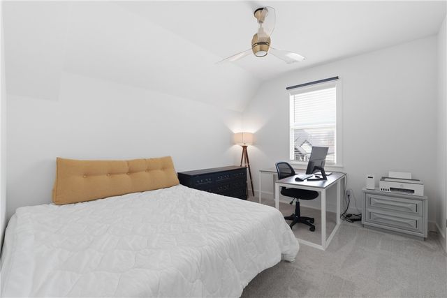 6406 S 62nd Street, Rogers, AR 72758