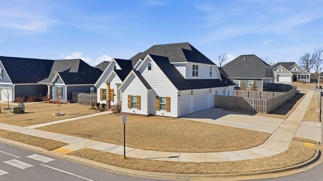 6406 S 62nd Street, Rogers, AR 72758