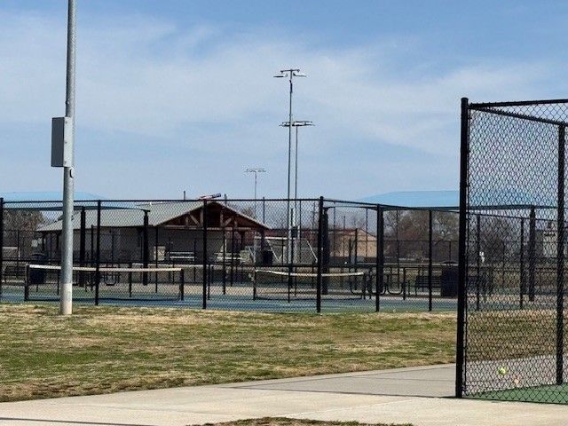 6406 S 62nd Street, Rogers, AR 72758