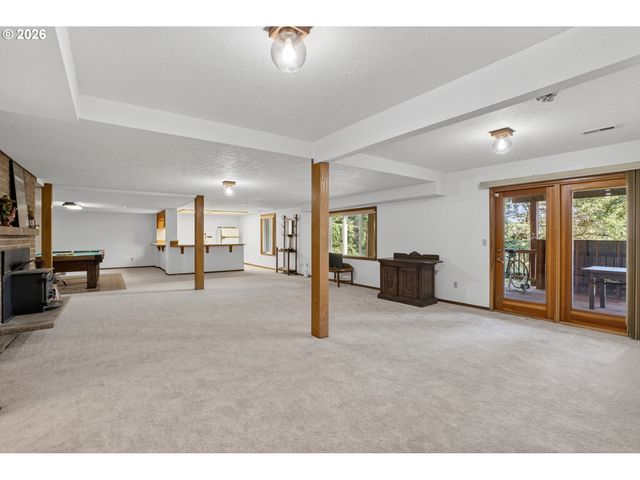 4249 RIVERVIEW Dr, West Linn, OR 97068