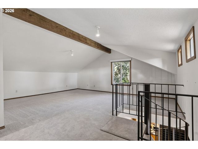 4249 RIVERVIEW Dr, West Linn, OR 97068