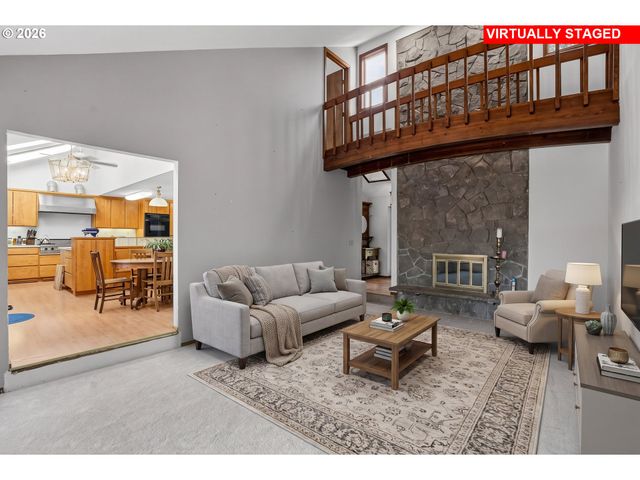 4249 RIVERVIEW Dr, West Linn, OR 97068