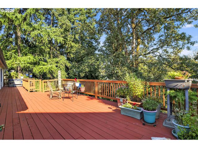 4249 RIVERVIEW Dr, West Linn, OR 97068