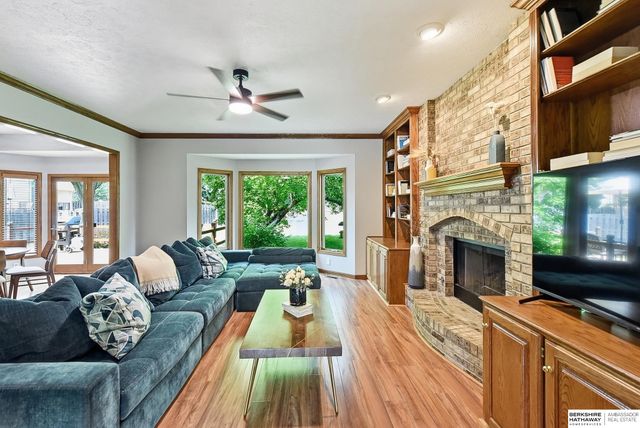 14116 Hillsborough Drive, Omaha, NE 68164