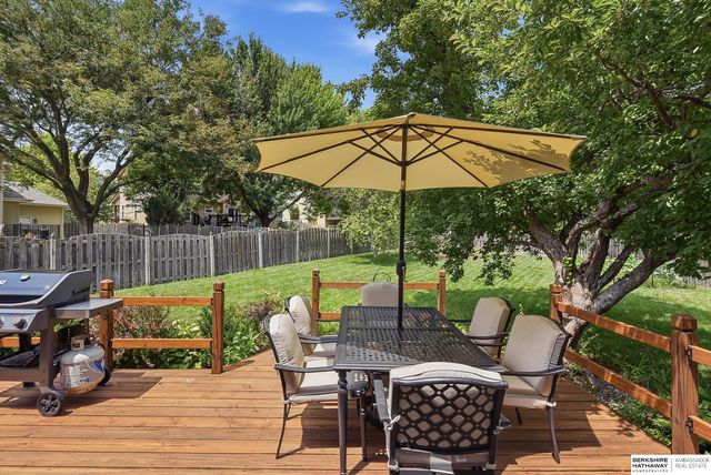 14116 Hillsborough Drive, Omaha, NE 68164