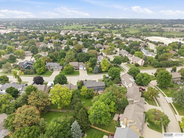 14116 Hillsborough Drive, Omaha, NE 68164