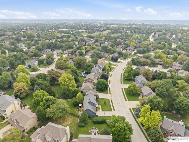 14116 Hillsborough Drive, Omaha, NE 68164
