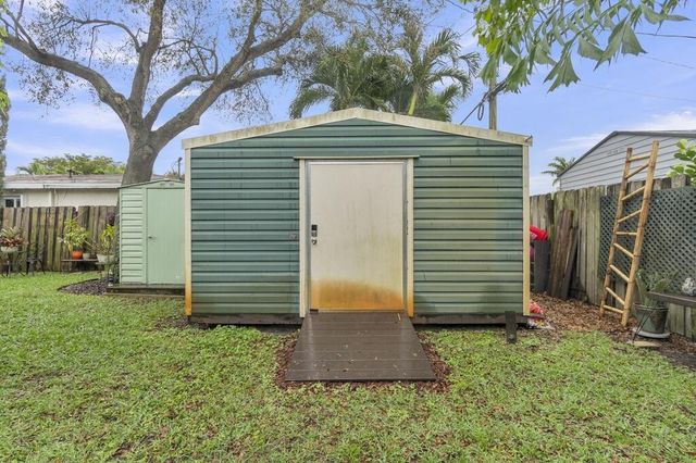 4681 NE 5th Avenue, Fort Lauderdale, FL 33334