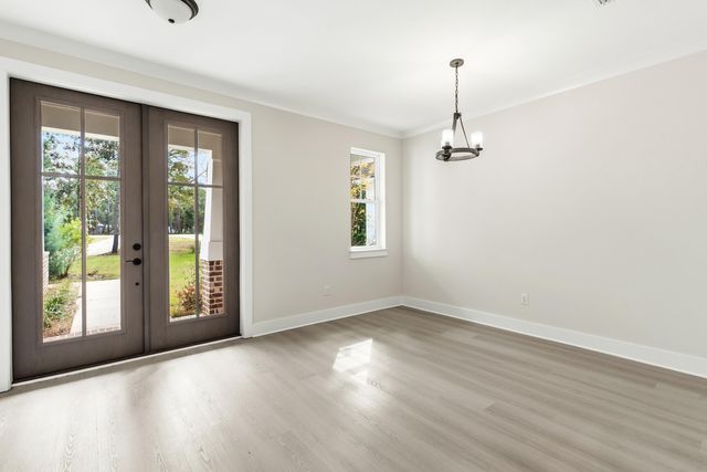 151 Redfish Point Drive, Freeport, FL 32439