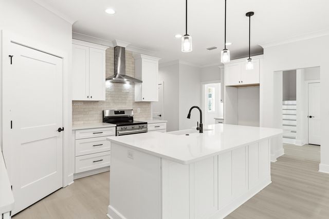 151 Redfish Point Drive, Freeport, FL 32439