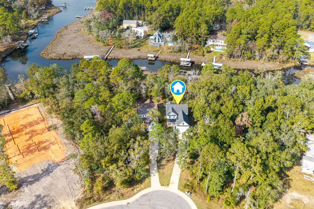 151 Redfish Point Drive, Freeport, FL 32439