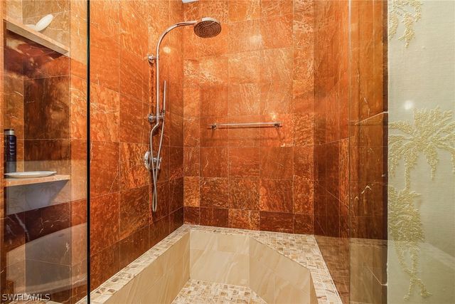 780 5th AVE S 3, Naples, FL 34102