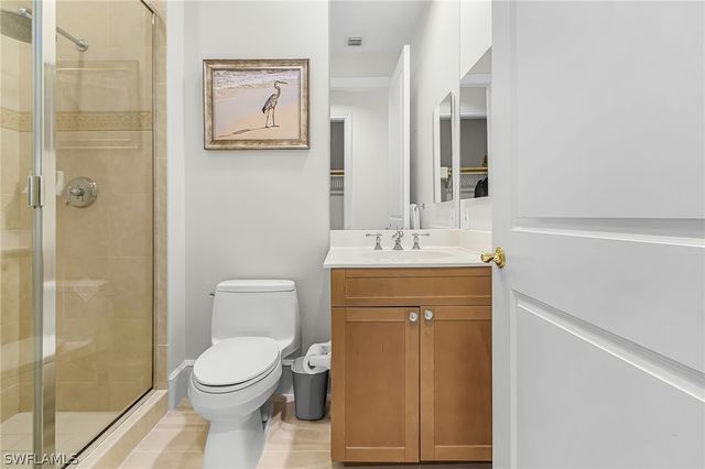 780 5th AVE S 3, Naples, FL 34102