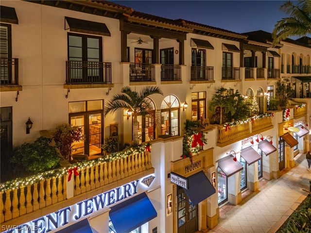 780 5th AVE S 3, Naples, FL 34102