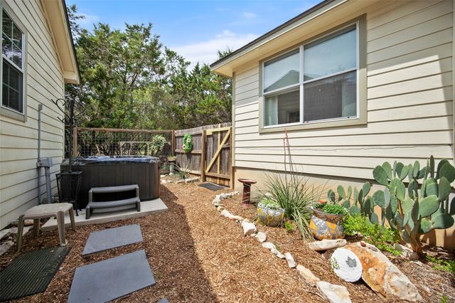 37 Ridgewood CIR, Wimberley, TX 78676