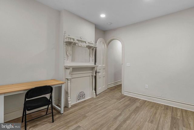 1725 N 27TH ST, Philadelphia, PA 19121