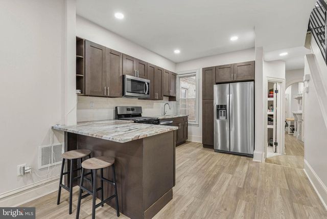 1725 N 27TH ST, Philadelphia, PA 19121