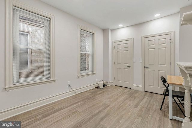 1725 N 27TH ST, Philadelphia, PA 19121