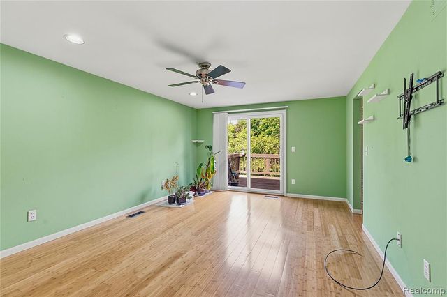 2969 Moon Lake Drive, West Bloomfield, MI 48323