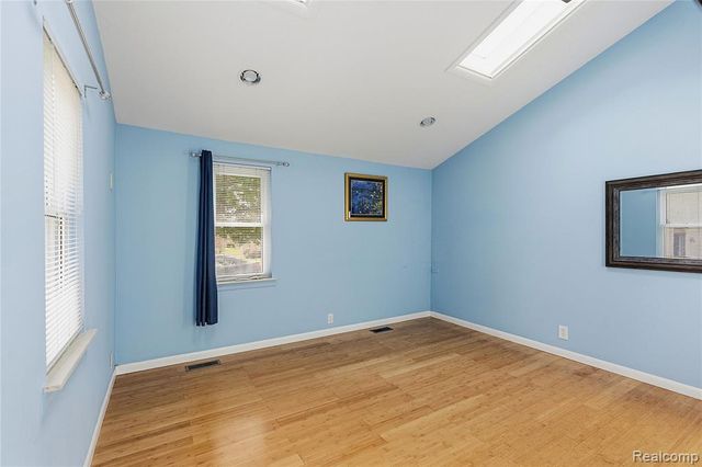 2969 Moon Lake Drive, West Bloomfield, MI 48323