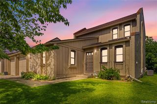 2969 Moon Lake Drive, West Bloomfield, MI 48323