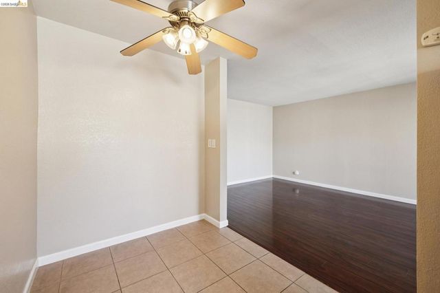 466 Crescent Street 317, Oakland, CA 94610