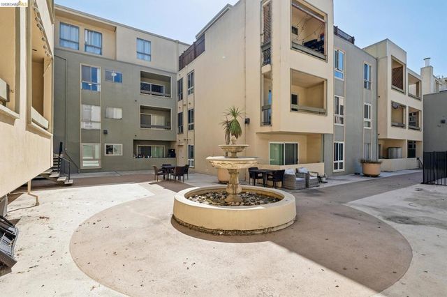466 Crescent Street 317, Oakland, CA 94610