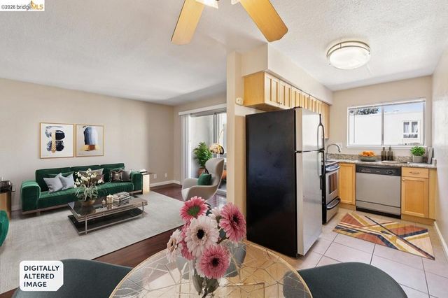 466 Crescent Street 317, Oakland, CA 94610