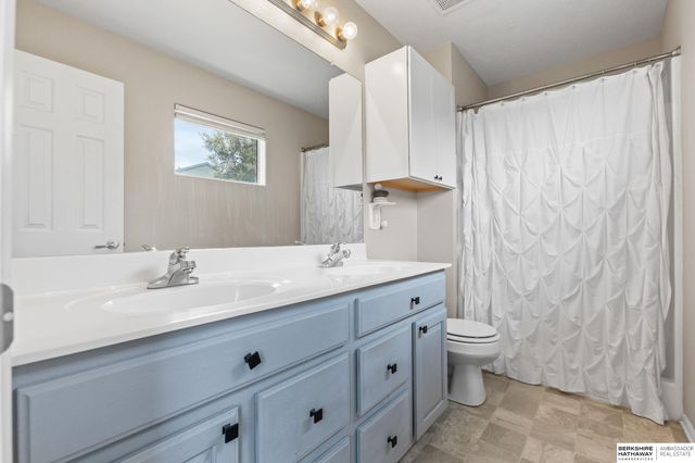 4314 N 171st Street, Omaha, NE 68116