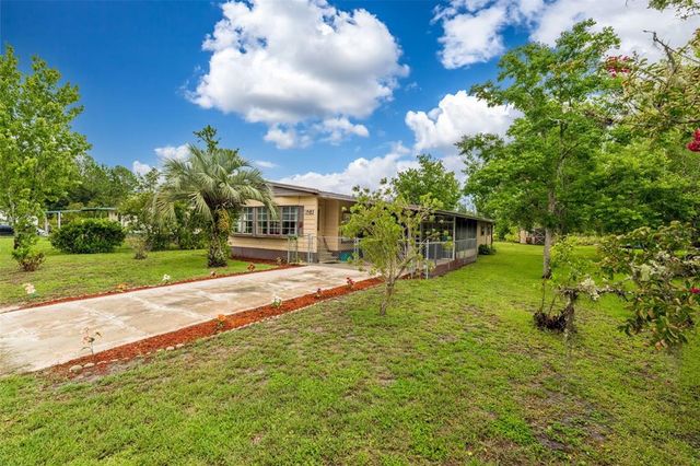 123 PENINSULAR DRIVE, Crescent City, FL 32112