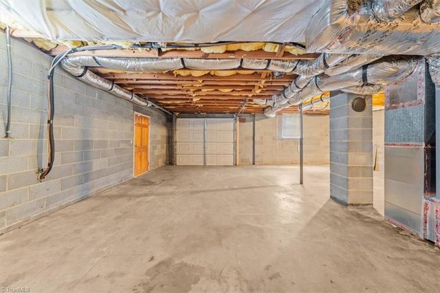 175 Countryside Lane, Linwood, NC 27299