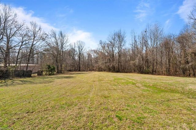 175 Countryside Lane, Linwood, NC 27299