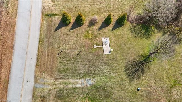 175 Countryside Lane, Linwood, NC 27299