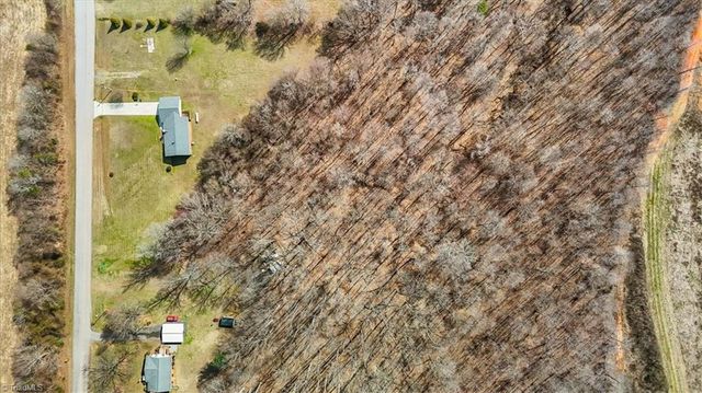 175 Countryside Lane, Linwood, NC 27299