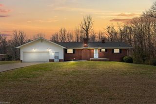 175 Countryside Lane, Linwood, NC 27299