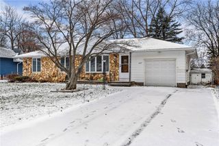 253 Woodcroft Drive, Greece, NY 14616