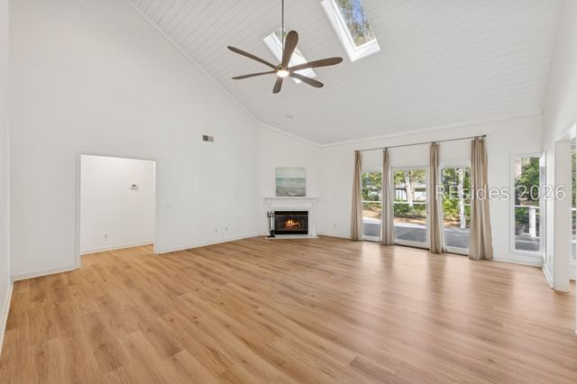 2 Stillwater Ln, Hilton Head Island, SC 29926