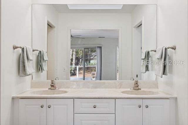 2 Stillwater Ln, Hilton Head Island, SC 29926